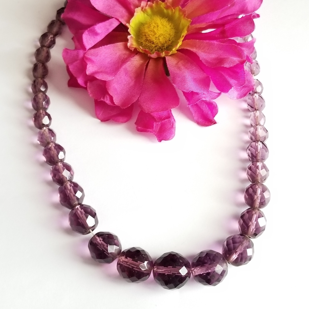 Vintage necklace Art Deco glass beads choker amethyst color purple beaded